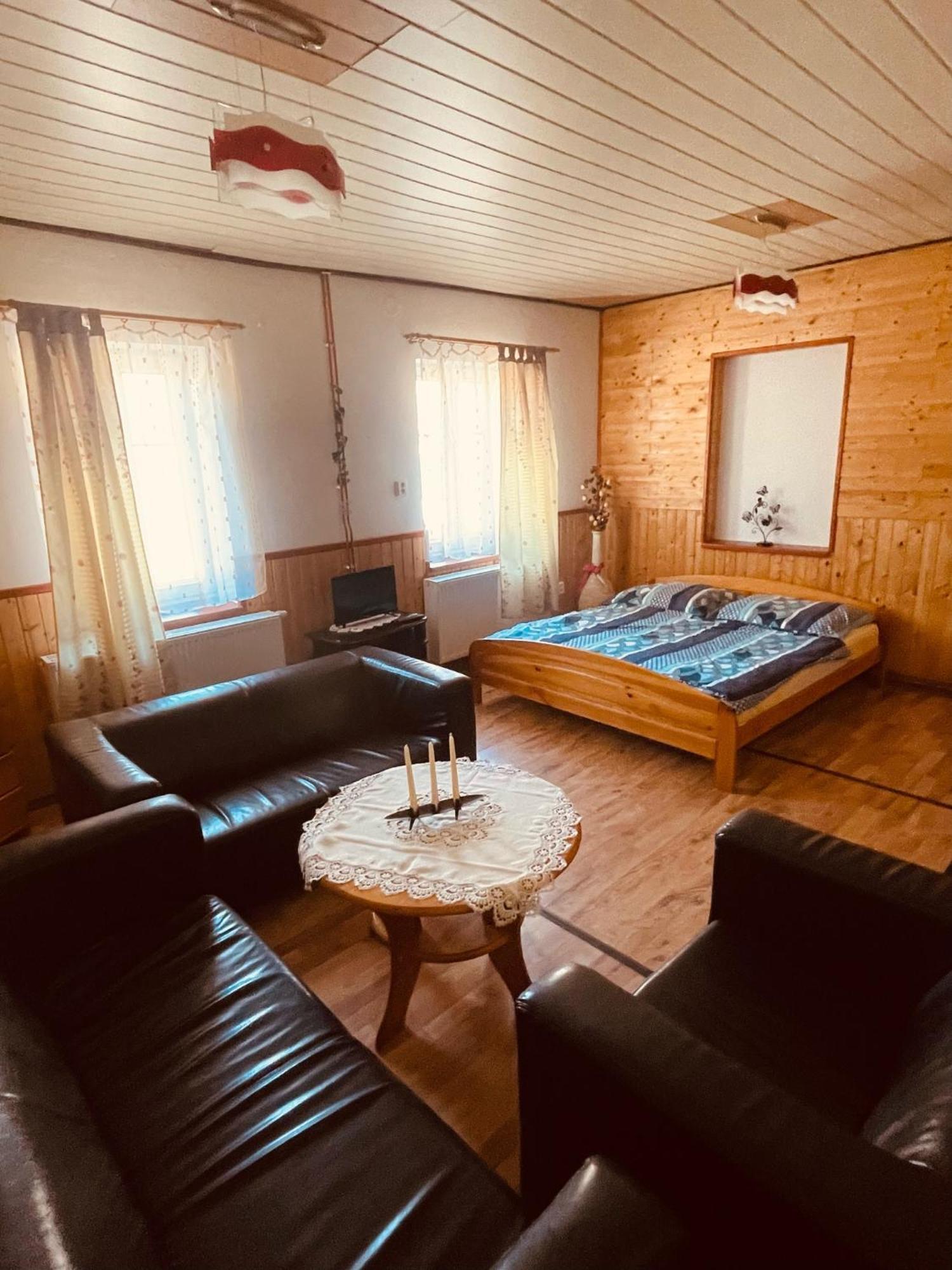 Pension Peklo Trutnov Dış mekan fotoğraf